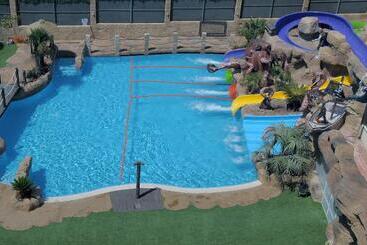 هتل Evenia Olympic Garden