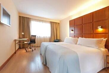 Hotel Port Azafata Valencia