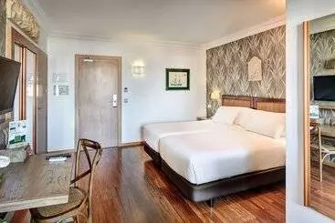 Sercotel Hotel President