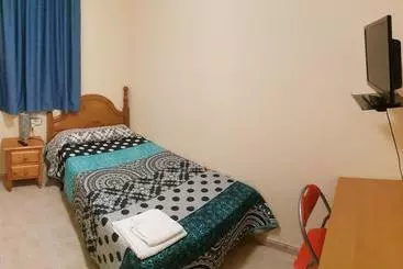 호텔 Hostal El Busto