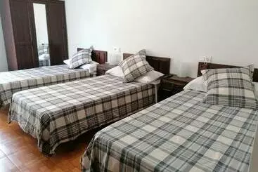 בית מלון כפרי La Reina