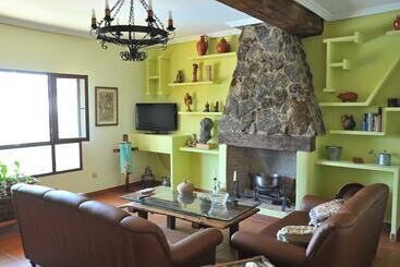 簡易ホテル Hosteria Fontivieja