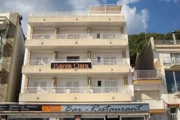 فندق Hostal Santa Clara