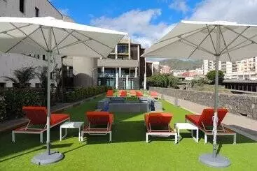 Отель Escuela Santa Cruz