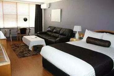 The Capital Airport Motel