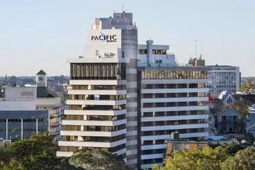 Отель Mercure Brisbane Spring Hill