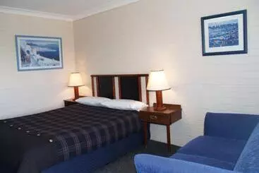 호텔 Pigeon House Motor Inn