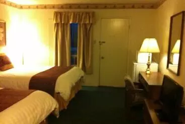 Hotel Redwood Motor Inn