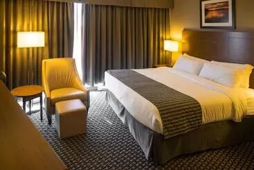 هتل Clarion Lakeside Inn & Conference Centre