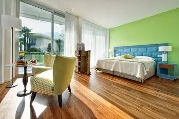 Eden Roc   The Leading Hotels Of The World