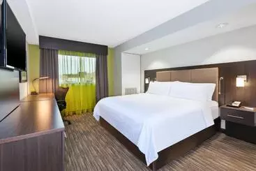 Hotel Holiday Inn Express Winnipeg Airport   Polo Park, An Ihg
