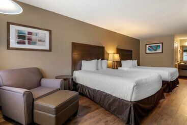 Surestay Plus Hotel By Best Western Salmon Arm