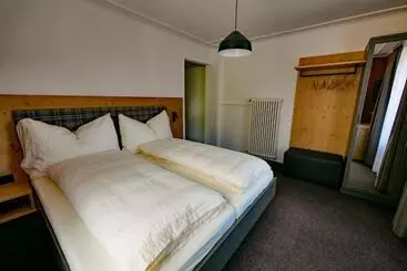 Hôtel Restaurant Rätia