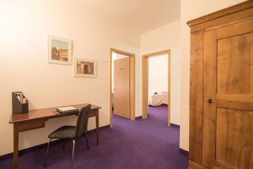 هتل Etol Superior