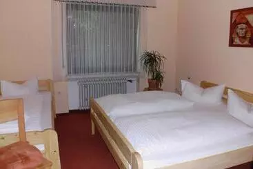 בית מלון כפרי Restaurant Zum Schwalbennest