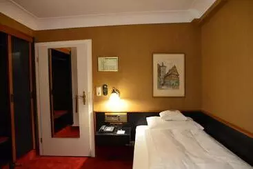 Отель Brauereigasthof Landwehr Bräu