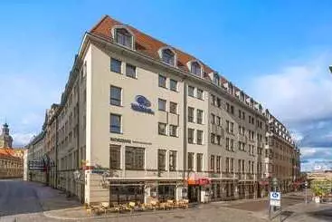 هتل Hilton Dresden An Der Frauenkirche