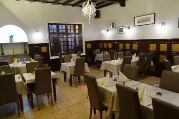 ホテル Au Bon Accueil