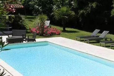 ホテル Hôtel Arcé