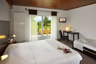 Отель Hôtel Du Bollenberg Restaurant Côté Plaine Spa De La Colline