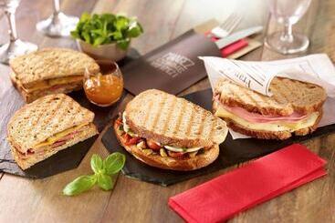 בית מלון כפרי Ibis Annecy Centre Vieille Ville