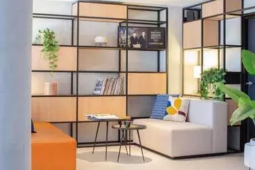 ホテル Ibis Nice Aéroport Promenade Des Anglais