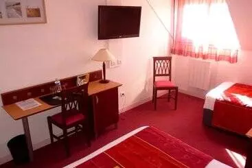 Отель Logis De La Loire