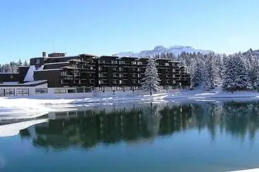 Lake Hotel Courchevel 1850