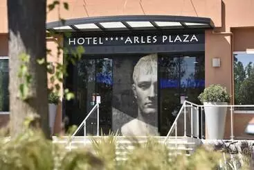 酒店 Arles Plaza