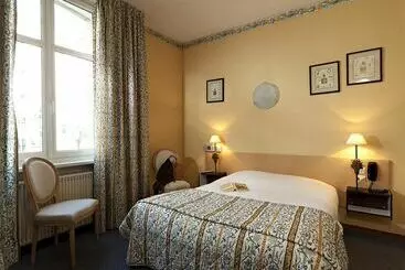 בית מלון כפרי The Originals Boutique, Hôtel Des Princes, Strasbourg Centre