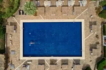Minos Beach Art Hotel, A Member Of Design Hotels