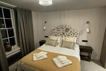 Hotel The White Lion