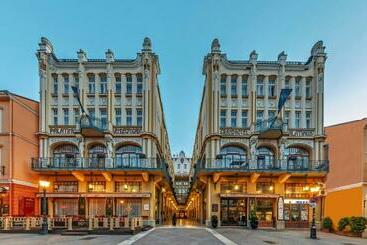 酒店 Palatinus Grand