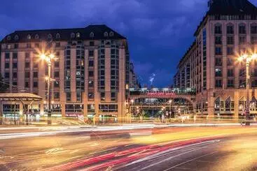 בית מלון כפרי Mercure Budapest Korona