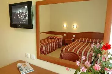 호텔 Roma Suite Apartments