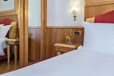 Renaissance Naples Hotel Mediterraneo