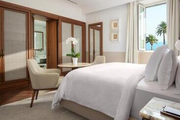 فندق San Domenico Palace, Taormina, A Four Seasons