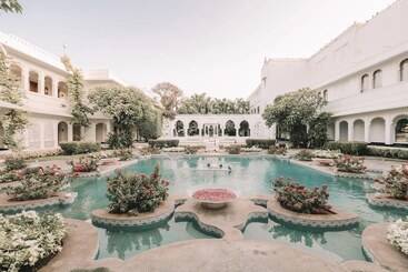 Отель Taj Lake Palace Udaipur