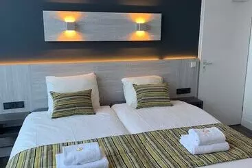 Hotel & Appartementen Royal