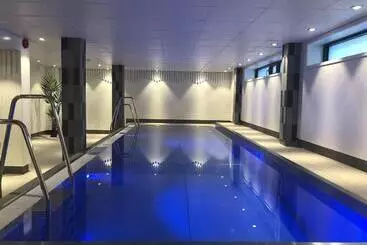 فندق Park Alandia