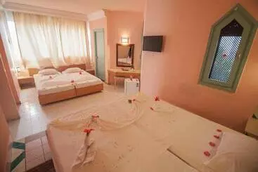 Otel Gold Arena Ruspina