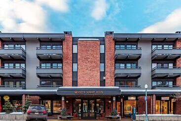 Hotel Aspen Square Condominium