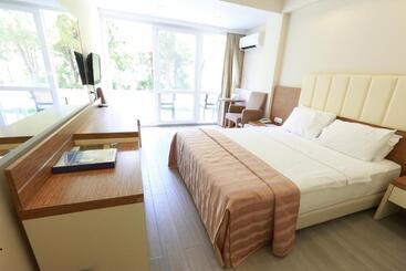 هتل Balcova Thermal