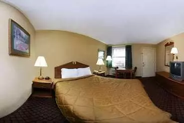 호텔 Quality Inn & Suites