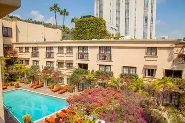 בית מלון כפרי Best Western Plus Sunset Plaza