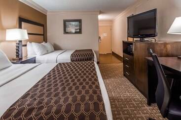 هتل Best Western Riverside Inn