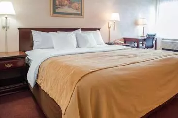 호텔 Quality Inn & Suites New Castle