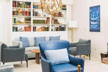 Danfords Hotel & Marina