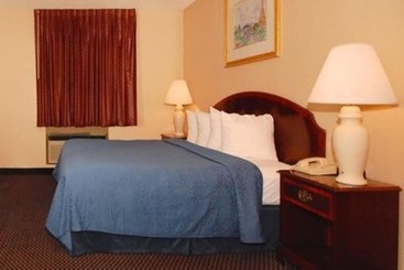 Szálloda Econo Lodge Inn & Suites