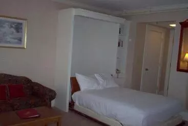 Eastern Slope Inn Resort